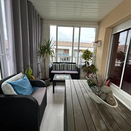 A Pour 4 Pers. Avec Loggia Et Parking - Fr-1-239-1116 * Ondres