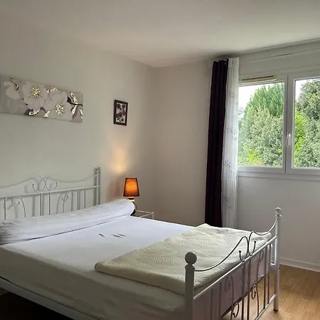 Apartment A Pour 4 Pers. Avec Loggia Et Parking - Fr-1-239-1116
