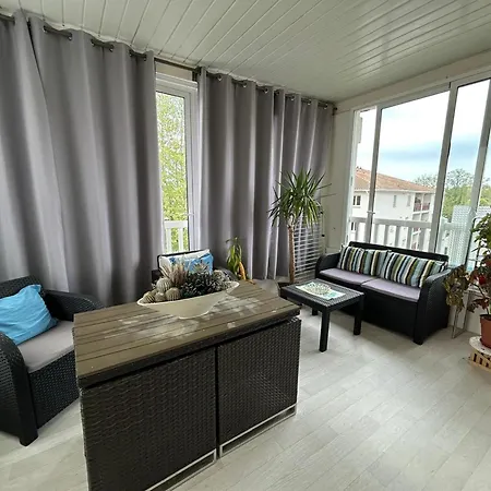 A Pour 4 Pers. Avec Loggia Et Parking - Fr-1-239-1116 * Ondres